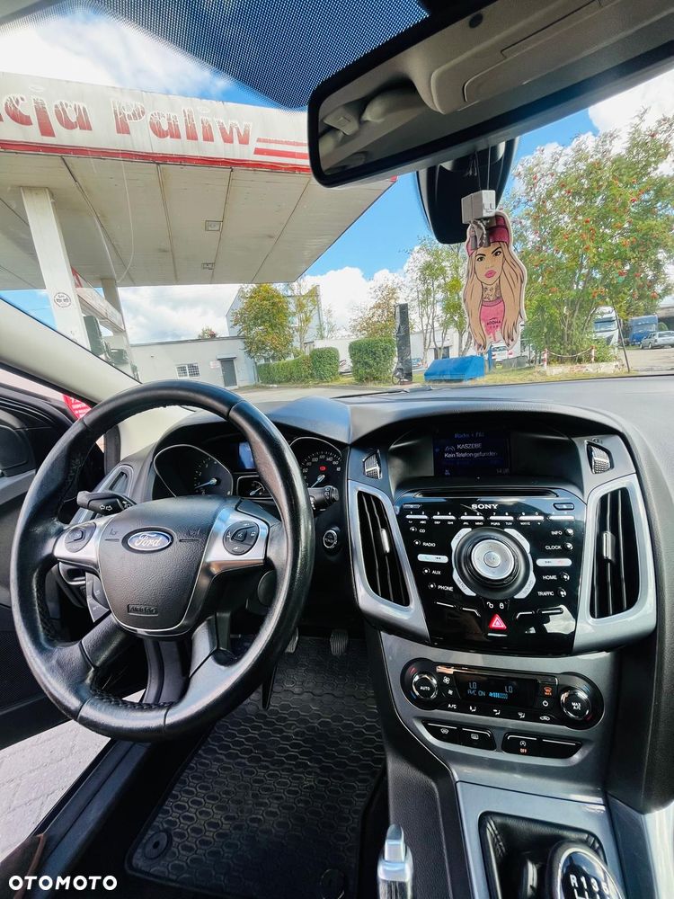Ford Focus 1.0 EcoBoost Titanium - 10