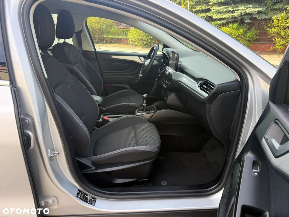 Ford Focus 2.0 TDCi Titanium ASS - 34