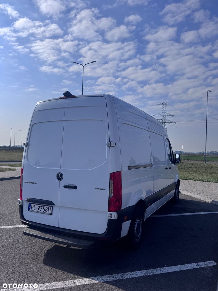 Mercedes-Benz Sprinter - 6