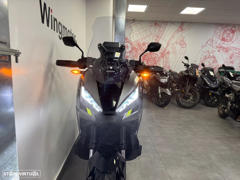 Honda X-ADV 750 - 4
