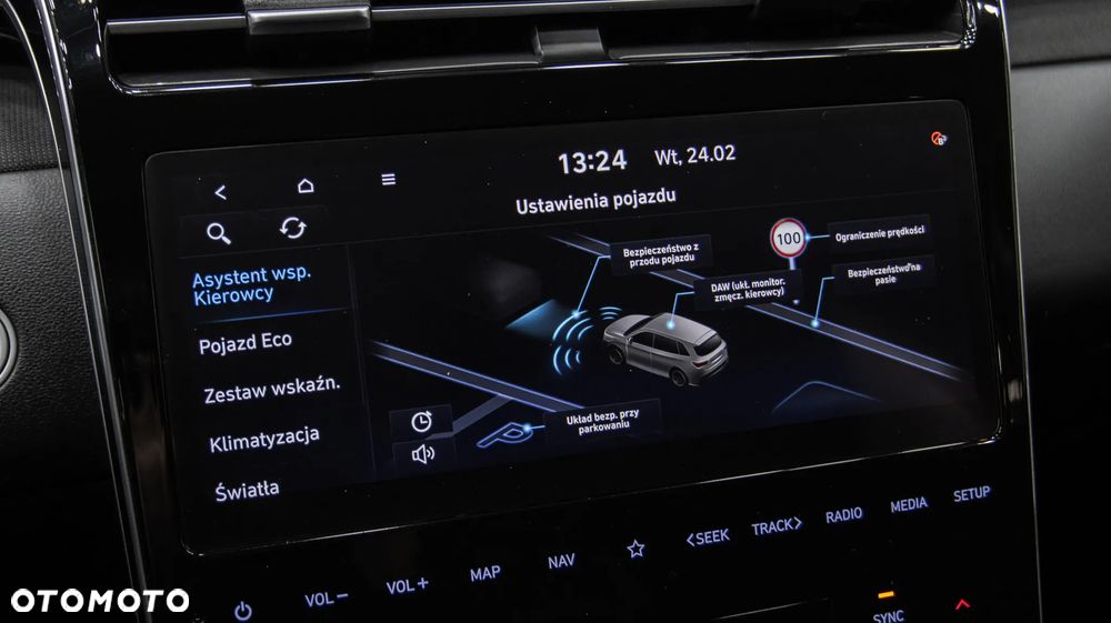 Hyundai Tucson 1.6 T-GDi HEV Executive 4WD - 29