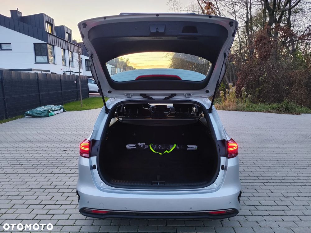 Kia Ceed 1.5 T-GDI M - 11