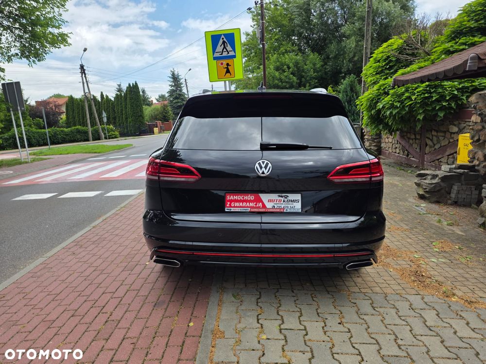 Volkswagen Touareg - 14