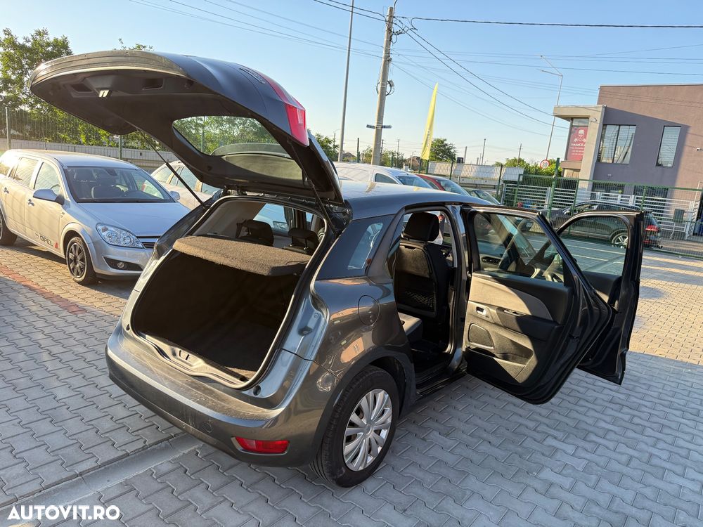 Citroën C4 Picasso 1.6 e-HDI Exclusive - 17