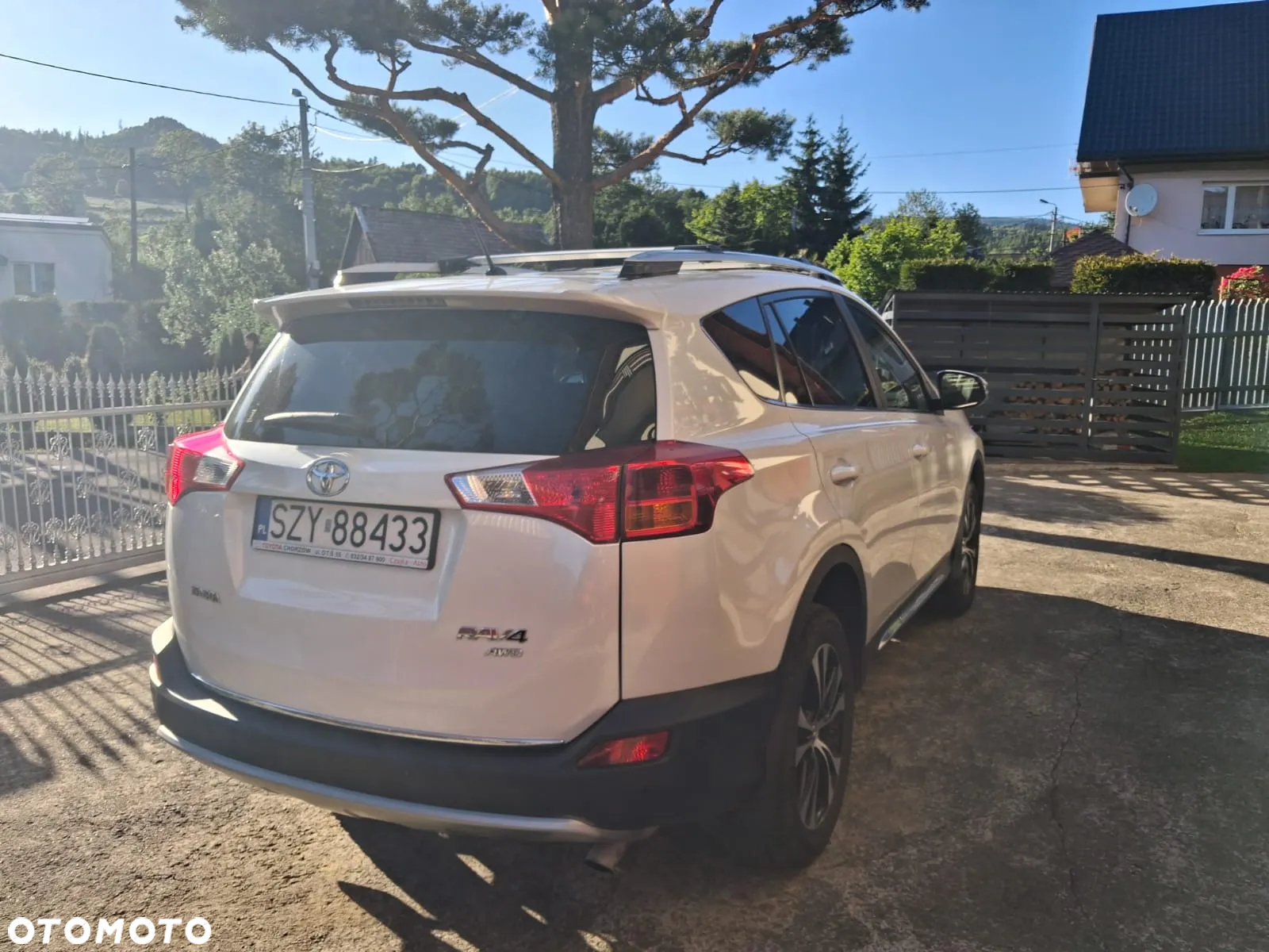 Toyota RAV4 - 6