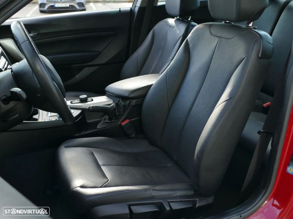 BMW 220 d Coupe Advantage Auto - 27
