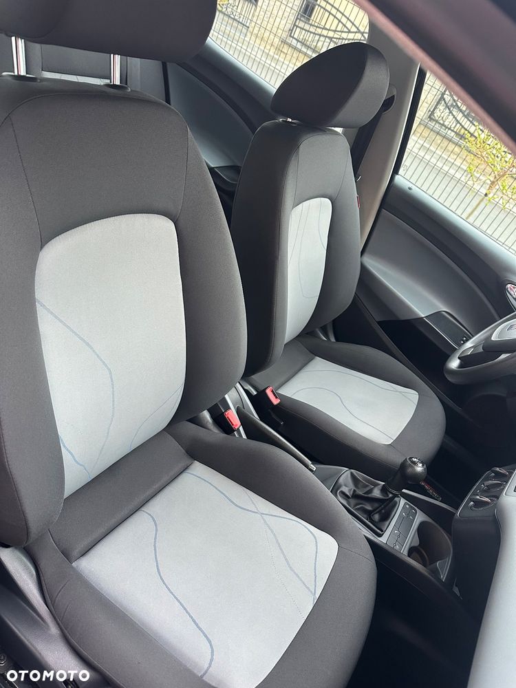 Seat Ibiza 1.4 16V Style - 11