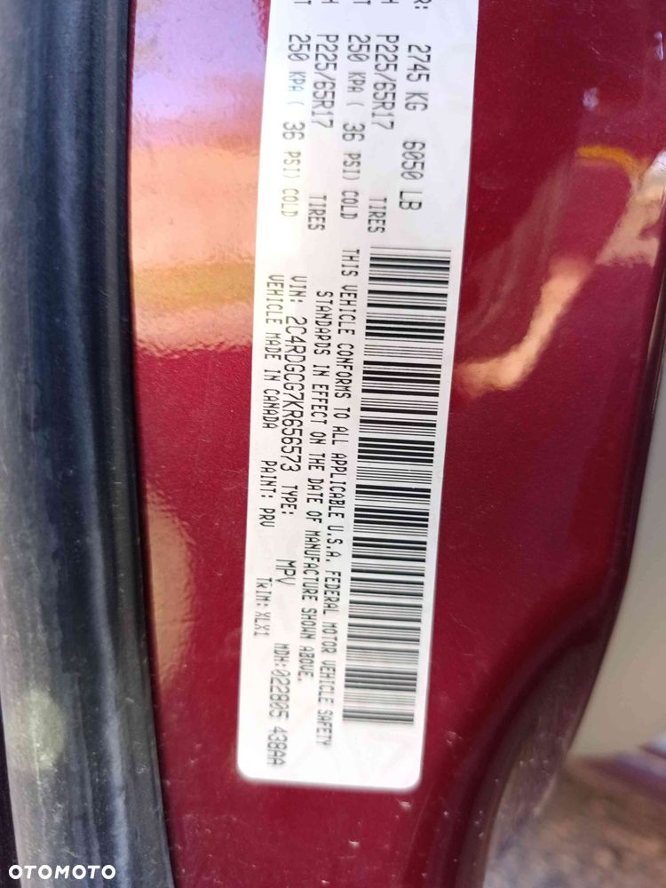 Dodge Grand Caravan - 26