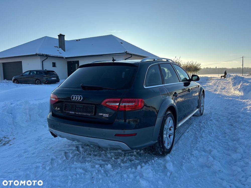 Audi A4 Allroad 2.0 TDI DPF S tronic - 8