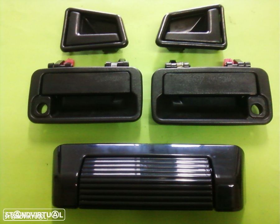 pegadeiras de porta suzuki vitara e grand vitara - 1