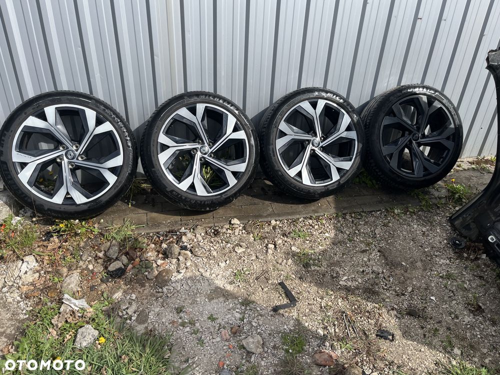 Koła felgi aluminiowe opony 2023r Renault Austral APLINE - 1