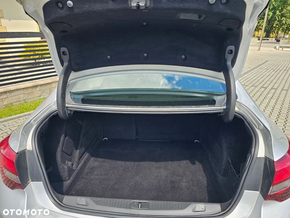Opel Astra 1.4 T Cosmo - 25