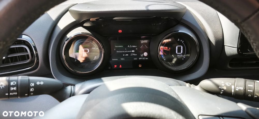 Toyota Yaris Hybrid 1.5 Active - 4
