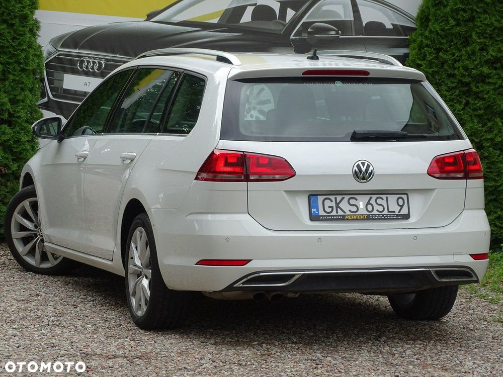 Volkswagen Golf - 5