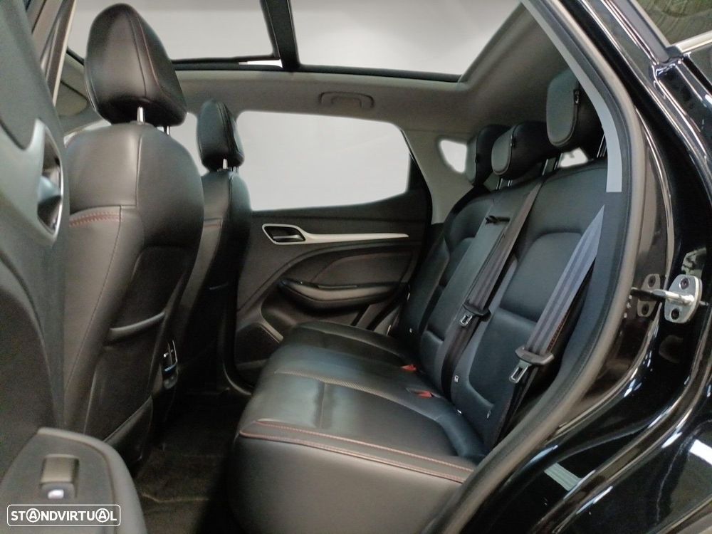 MG ZS EV 72.6 kWh Luxury - 10