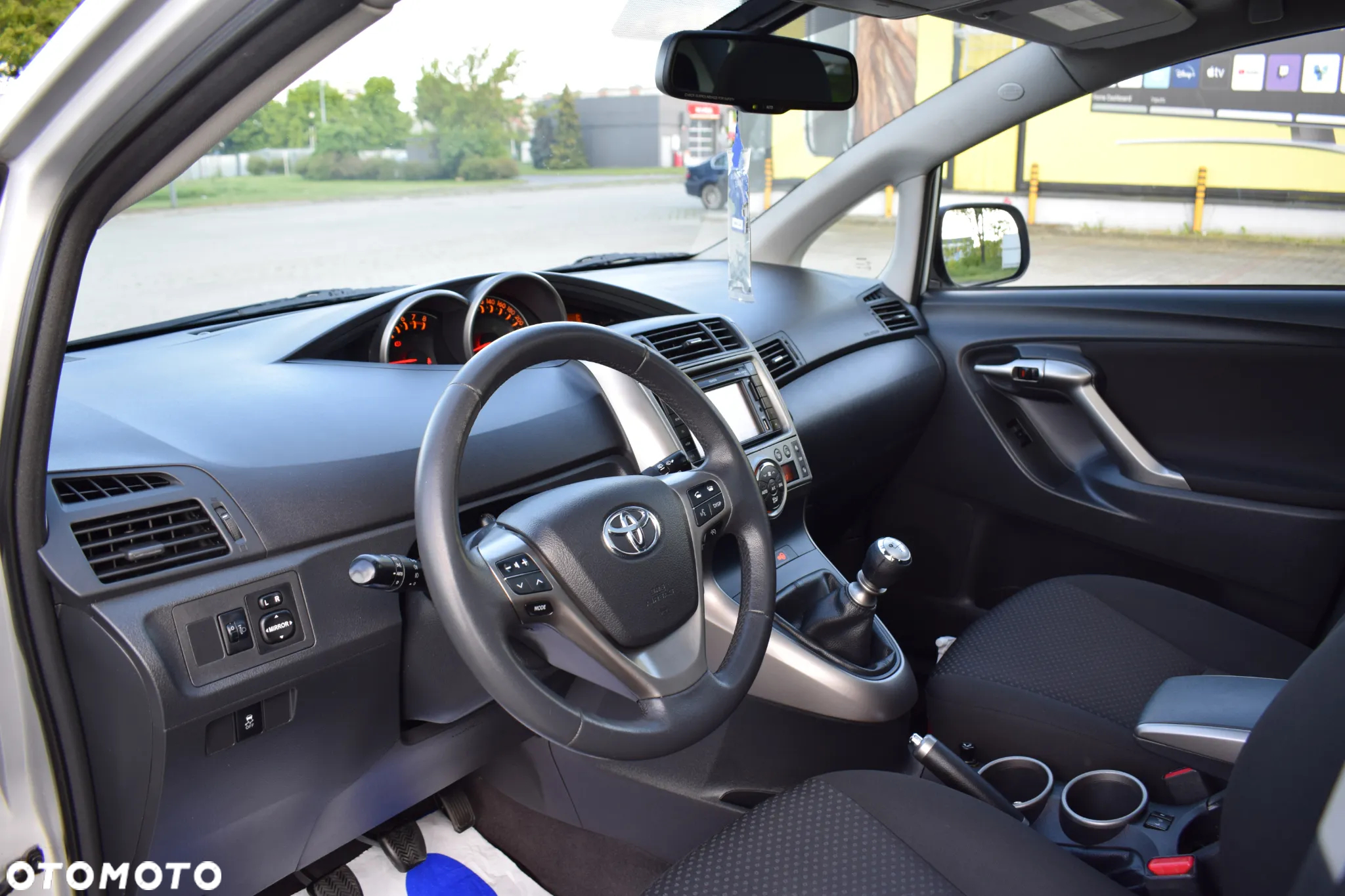 Toyota Verso 1.8 Sol plus 7os - 18