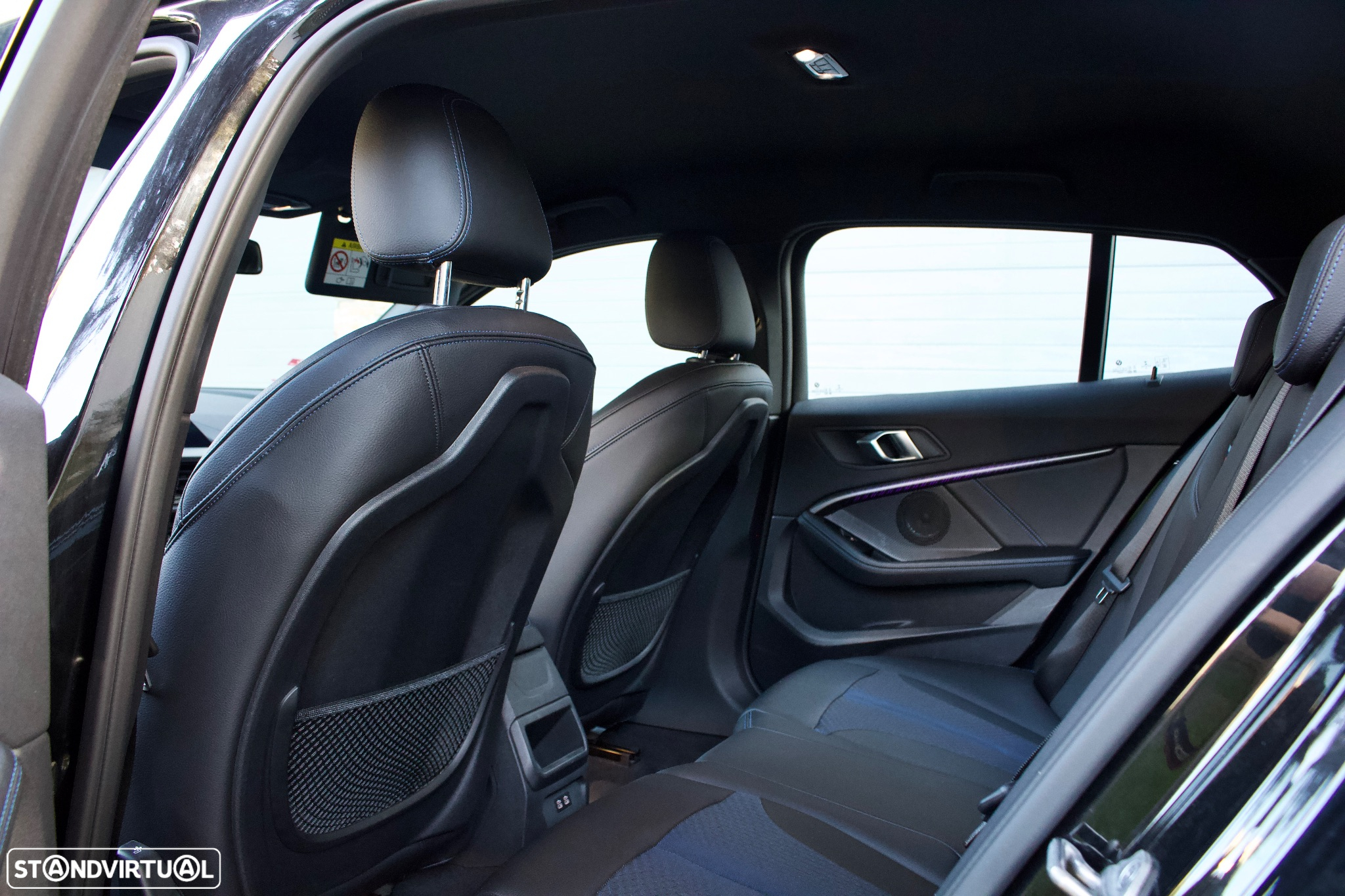 BMW 118 i Pack Desportivo M Auto - 23