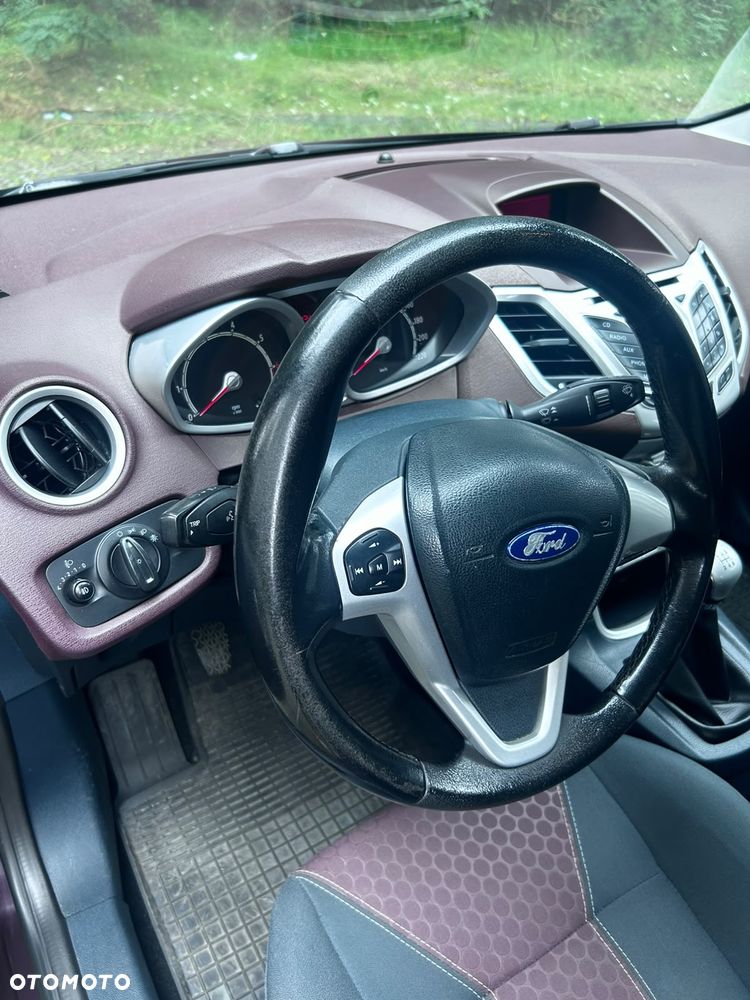 Ford Fiesta 1.25 Titanium - 8