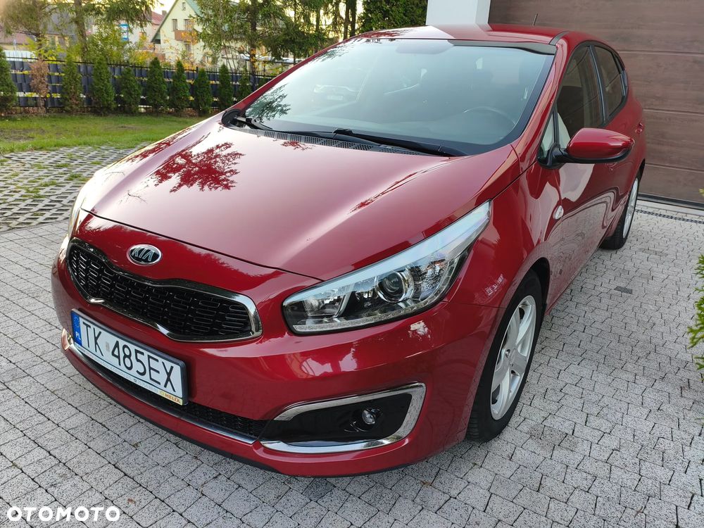 Kia Ceed 1.6 GDI L - 1