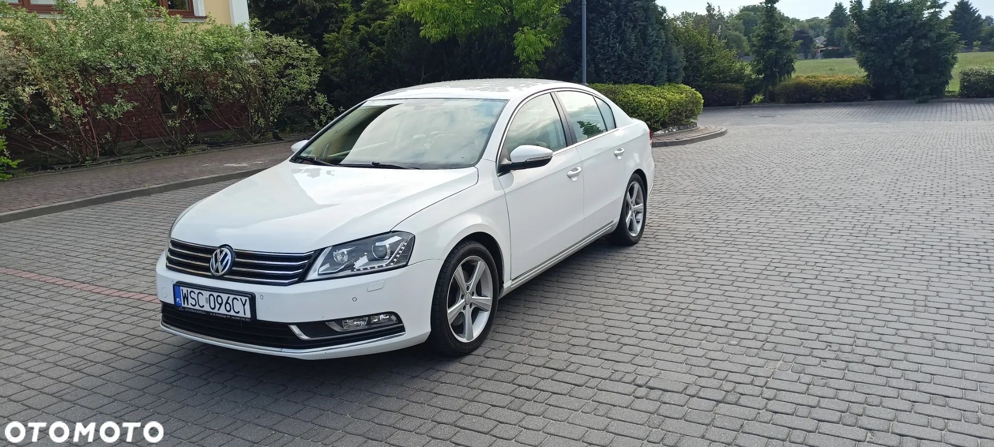 Volkswagen Passat 1.6 TDI Comfortline - 1