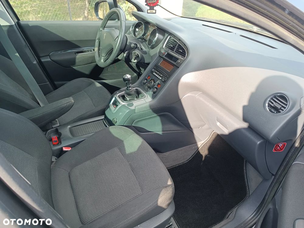 Peugeot 5008 HDI FAP 110 Business-Line - 9