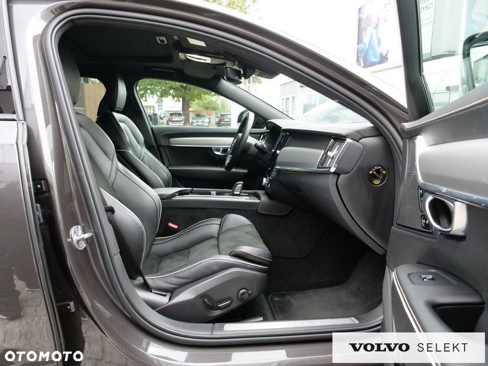Volvo S90 - 33