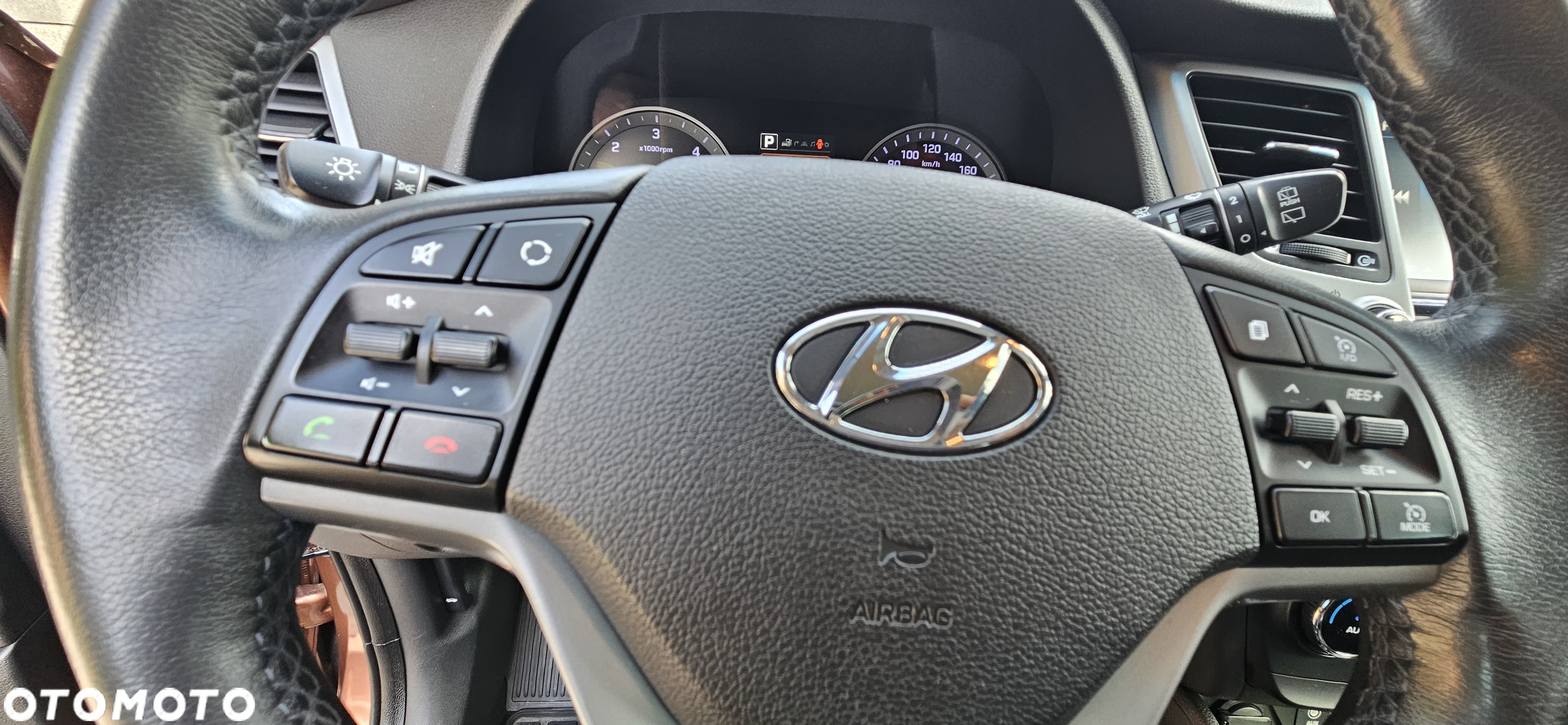 Hyundai Tucson 2.0 CRDI Premium 4WD - 16