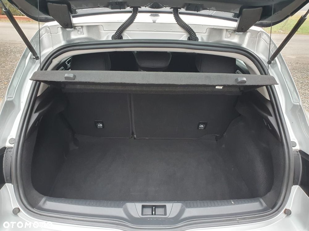 Renault Megane 1.5 dCi Energy Limited - 38