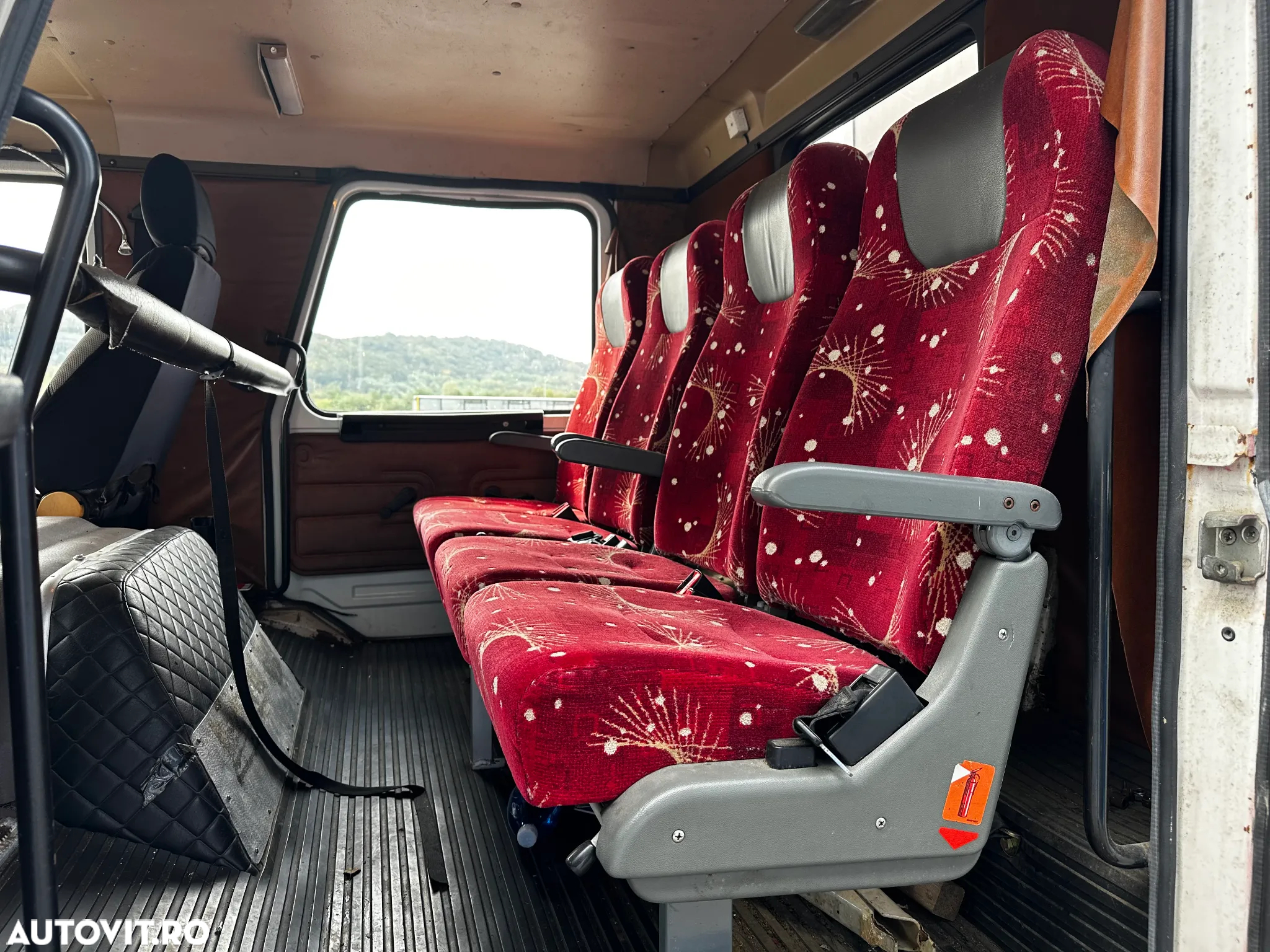 Scania P82 M 4x2 L - 12