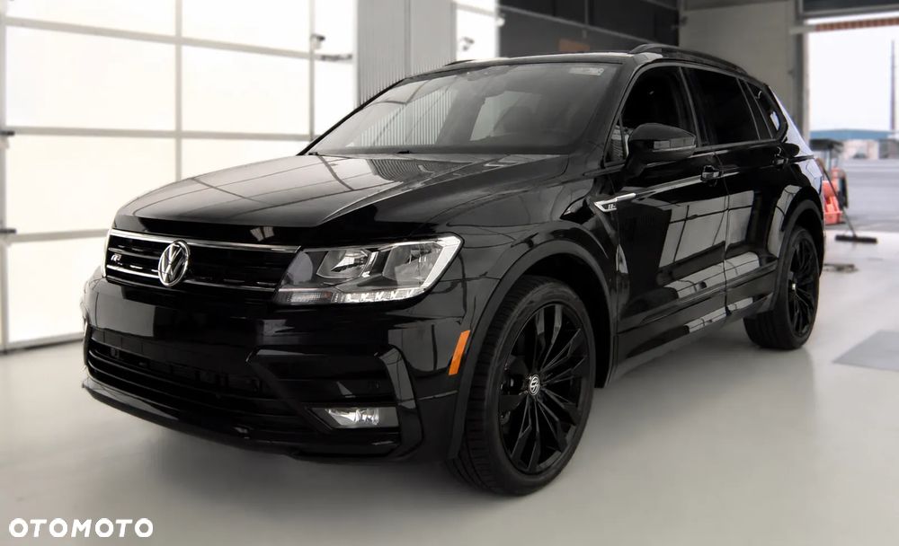 Volkswagen Tiguan - 2