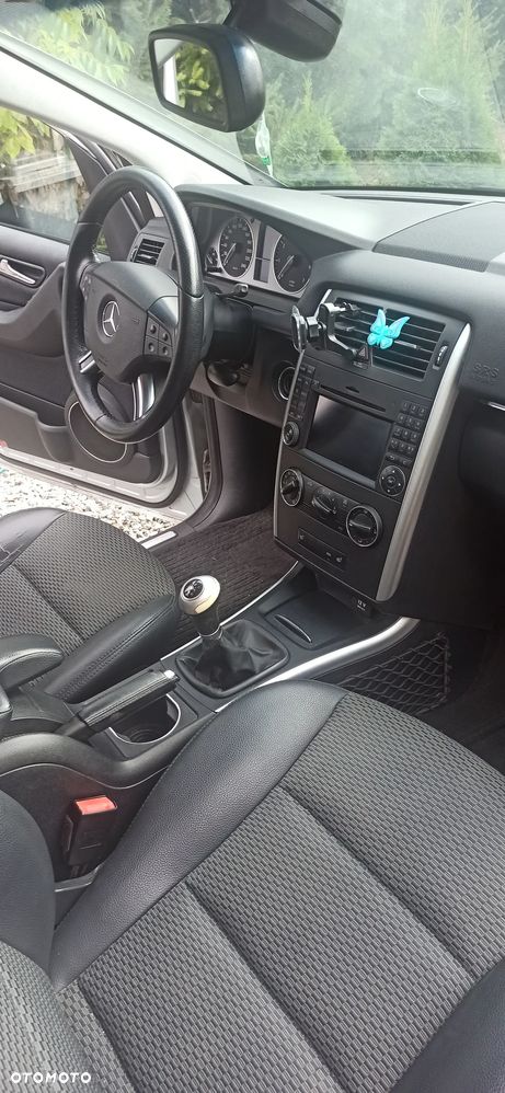 Mercedes-Benz Klasa B 180 BlueEffICIENCY - 4