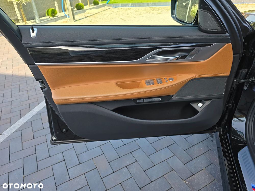 BMW Seria 7 730d xDrive - 13