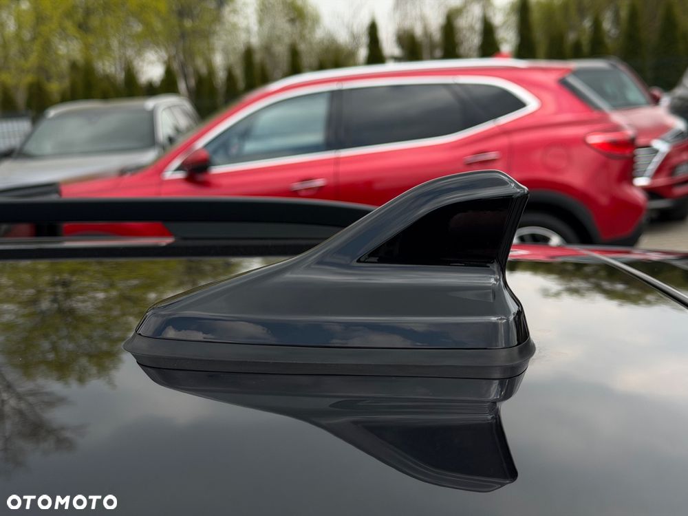 Volkswagen Golf 2.0 TDI SCR DSG R-Line - 23