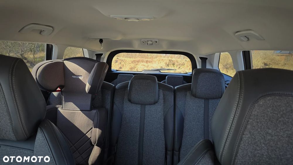 Peugeot 5008 1.6 BlueHDI Allure S&S EAT6 - 12