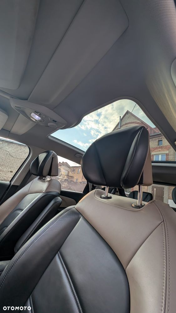 Citroën C4 Picasso e-HDi 115 ETG6 Exclusive - 16