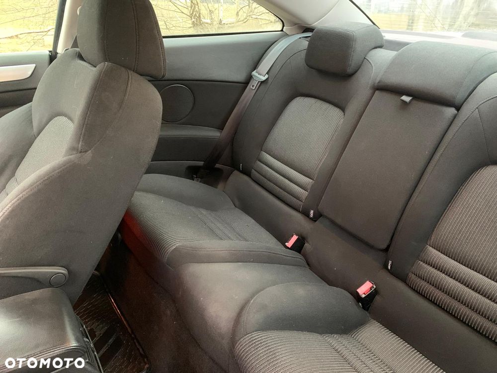 Peugeot 407 2.0 HDi Premium - 14