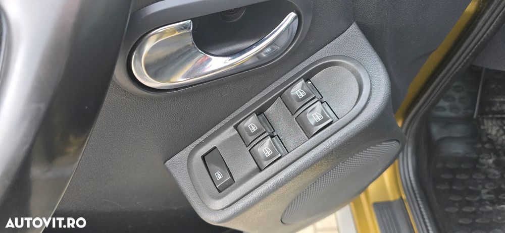 Dacia Duster SCe 115 4x2 Prestige - 16