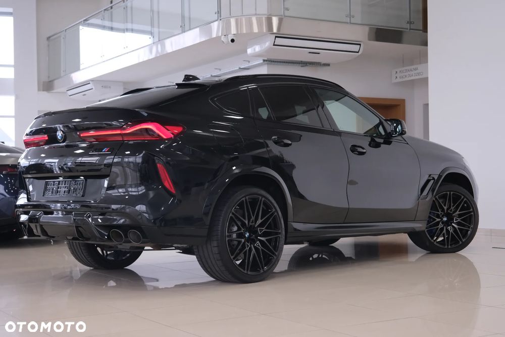 BMW X6M - 13
