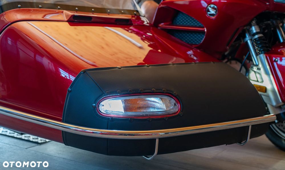 Honda GL - 23
