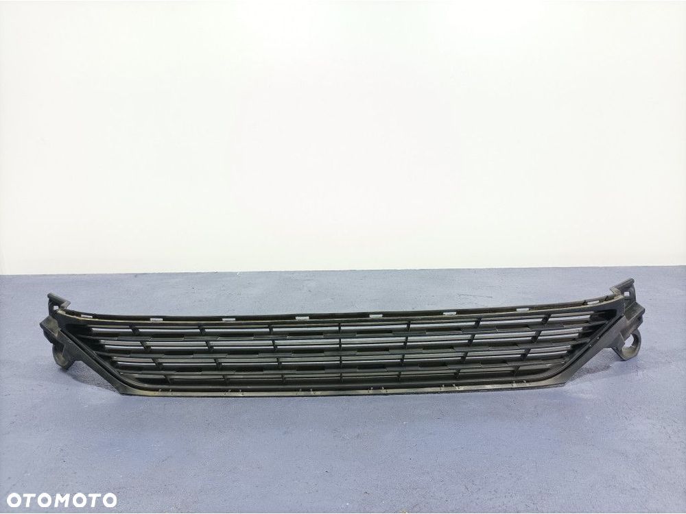 PEUGEOT 301 LIFT KRATKA ŚRODKOWA ZDERZAKA PRZÓD 9816027880 - 1