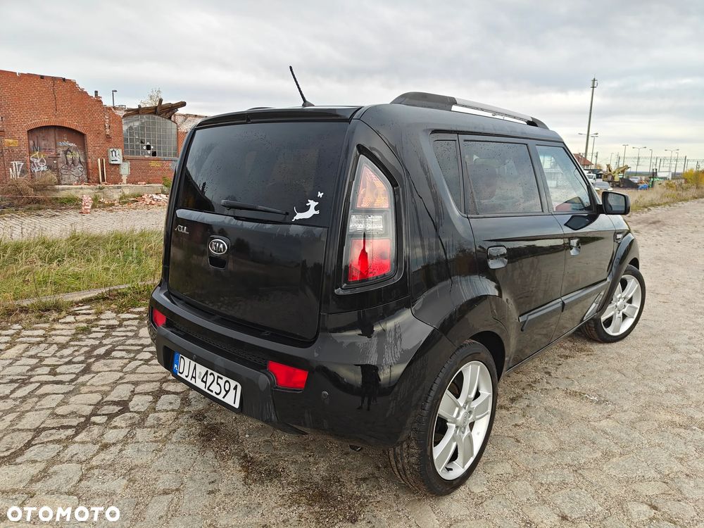 Kia Soul 1.6 L - 27