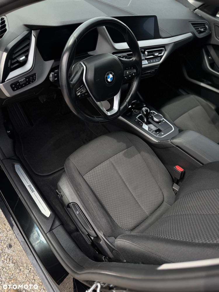 BMW Seria 1 118i Sport Line - 25