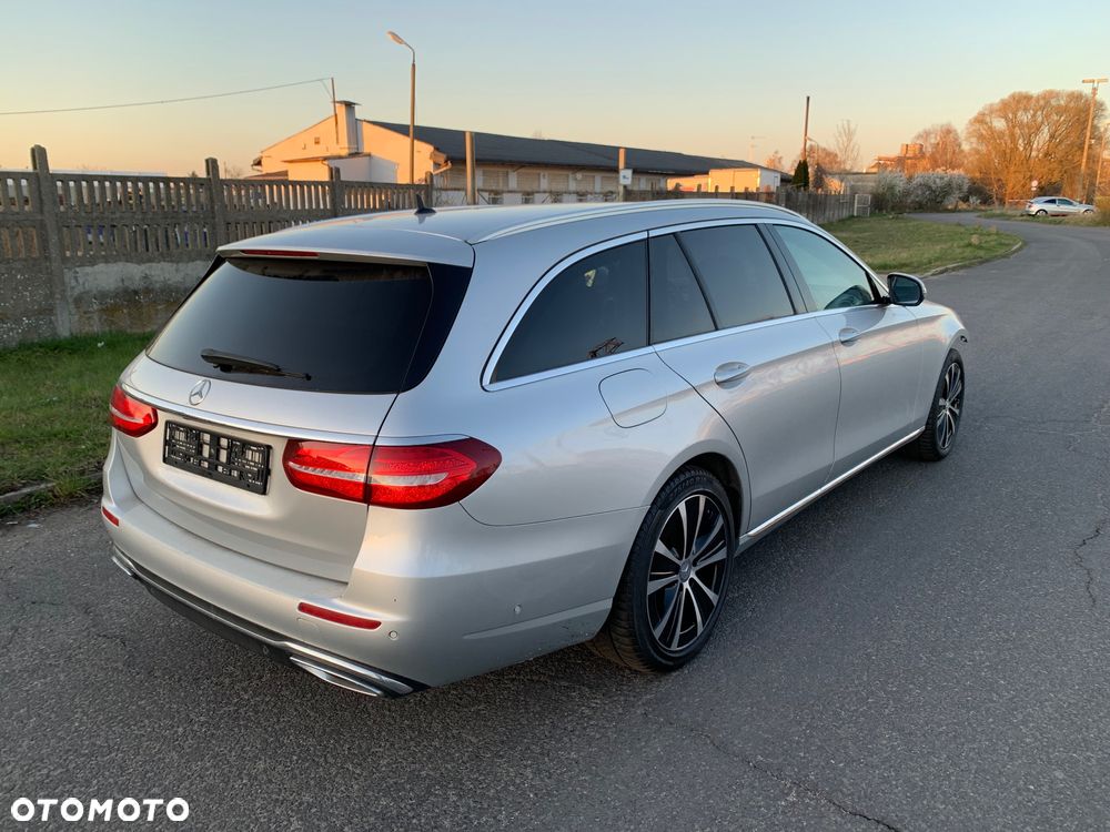Mercedes-Benz Klasa E 220 d 4-Matic Avantgarde - 1