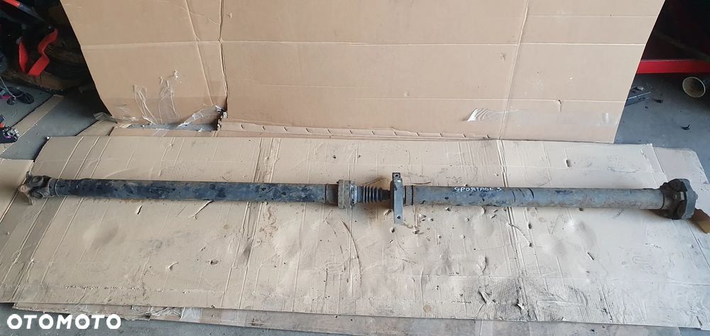 Wał napędowy Kia Sportage III 49300-3W000 - 1