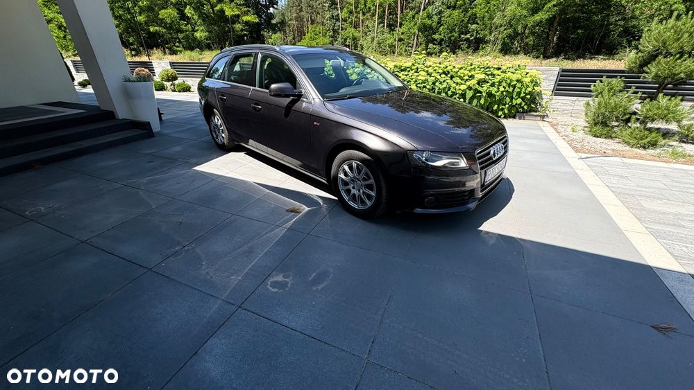 Audi A4 Avant 2.0 TDI - 8
