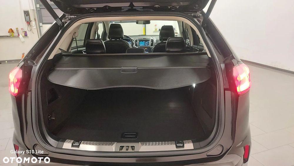 Ford Edge 2.0 EcoBlue Bi-Turbo 4x4 Vignale - 9