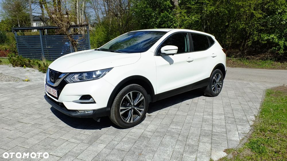 Nissan Qashqai 1.2 DIG-T N-Connecta EU6 - 13