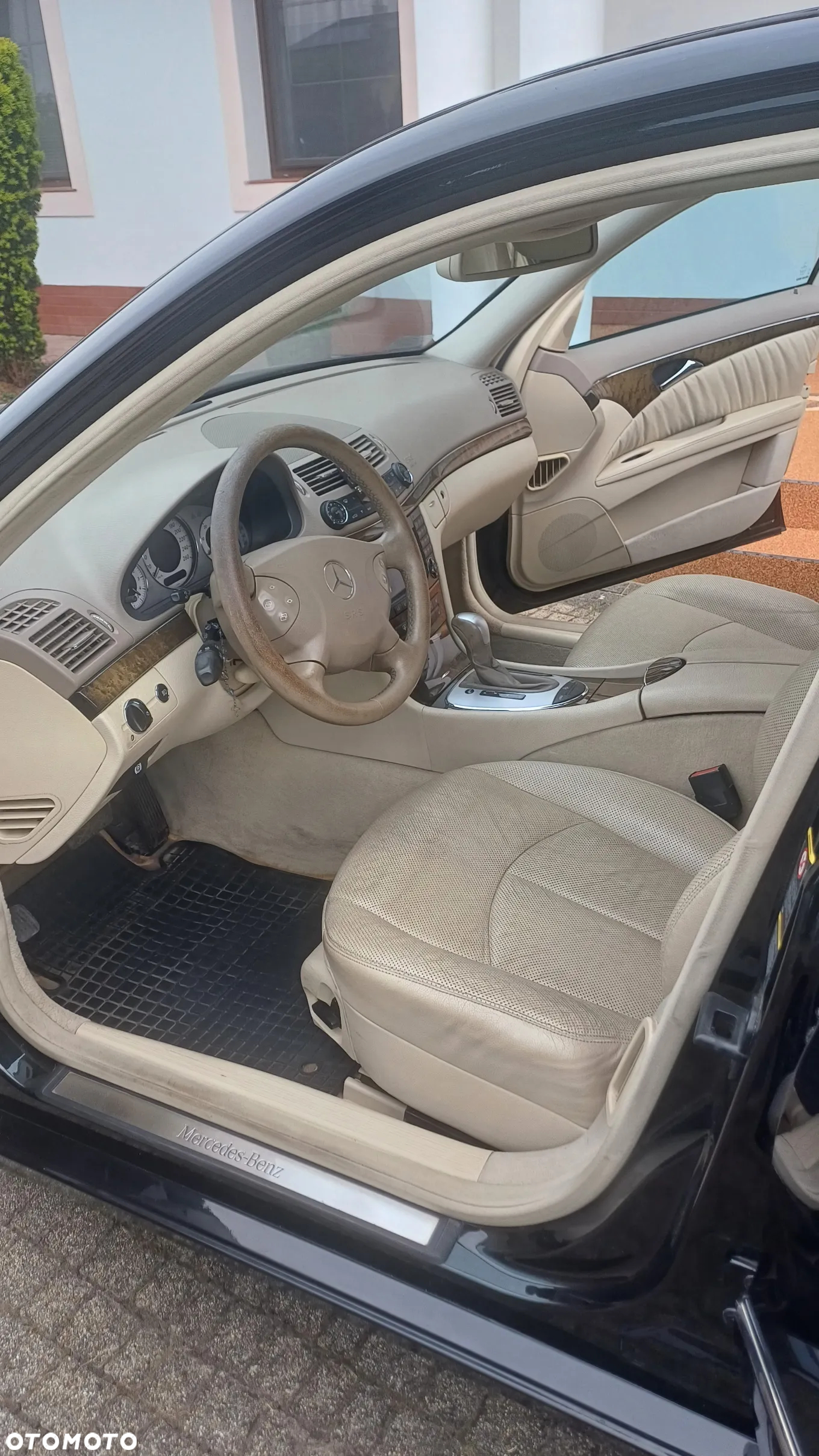 Mercedes-Benz Klasa E 320 CDI Avantgarde - 25