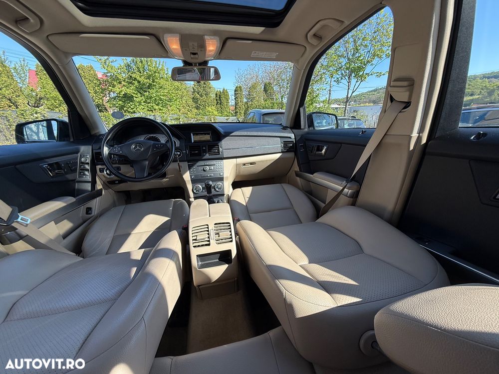 Mercedes-Benz GLK 220 CDI (BlueEFFICIENCY) - 26