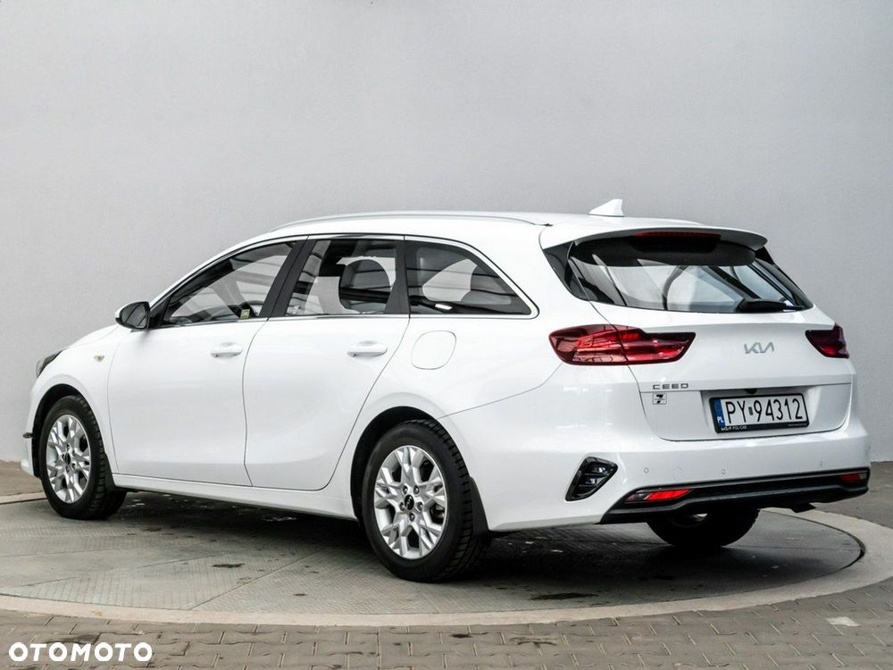 Kia Ceed 1.5 T-GDI M DCT - 4